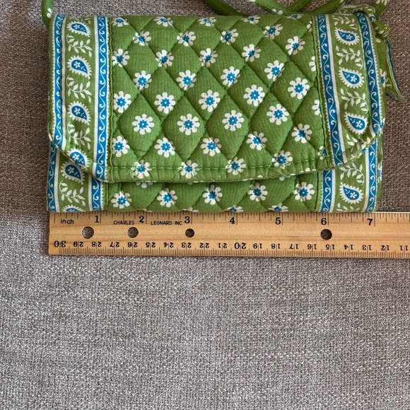 Vera Bradley Women's Strap Wallet Apple Green Pattern - Picture 15 of 16